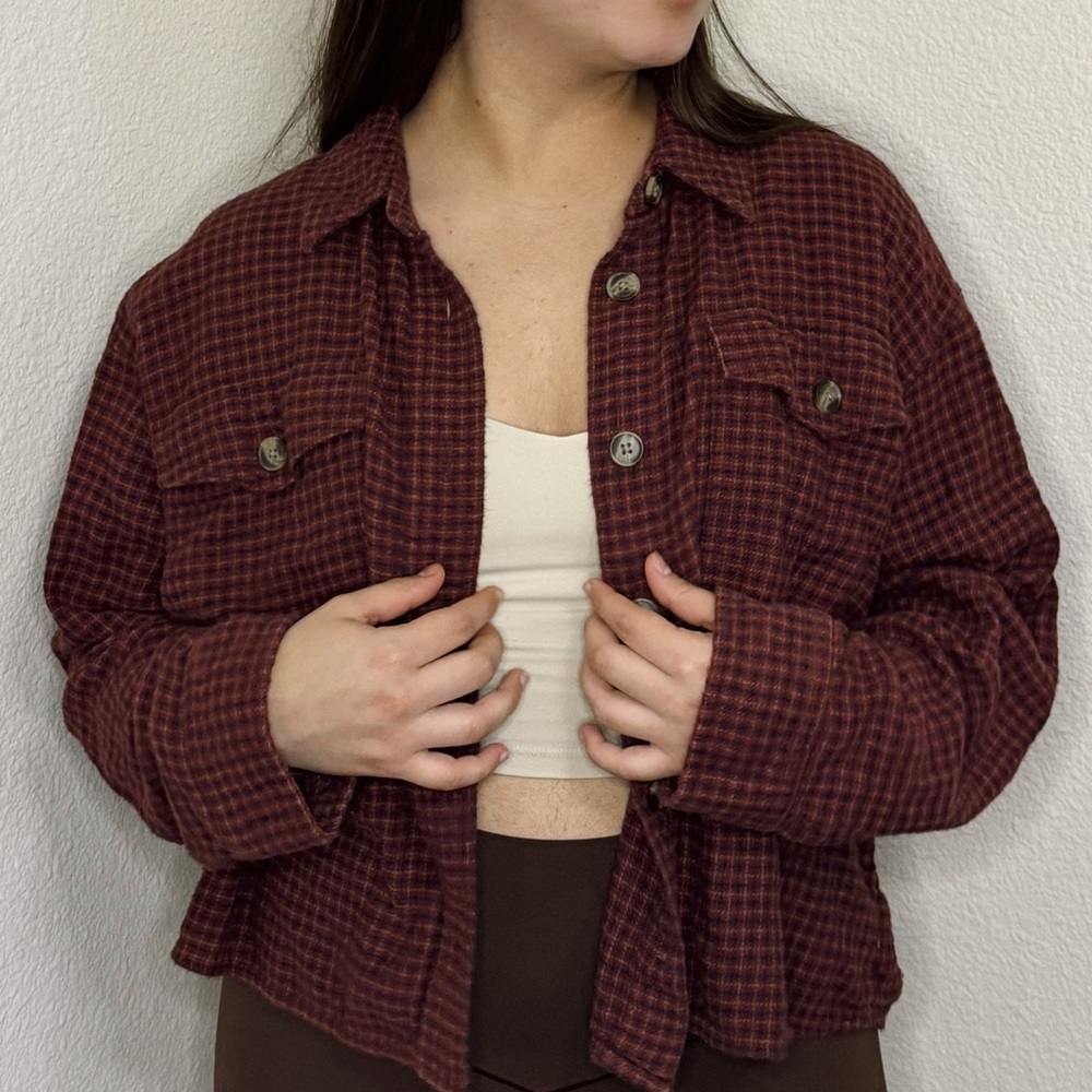 American Eagle Cropped Plaid Flannel